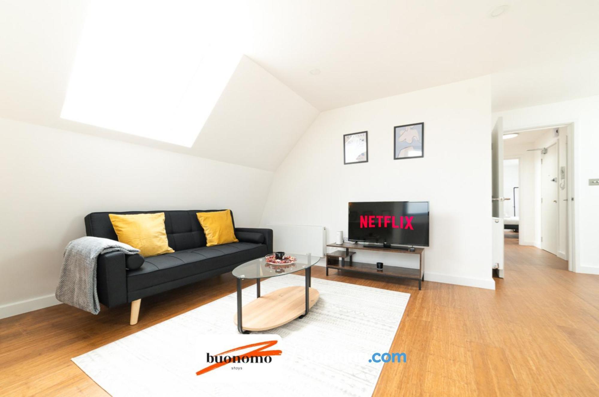 Two Bedroom Apartment At Buonomo Stays Short Lets & Serviced Accommodation Лондон Экстерьер фото